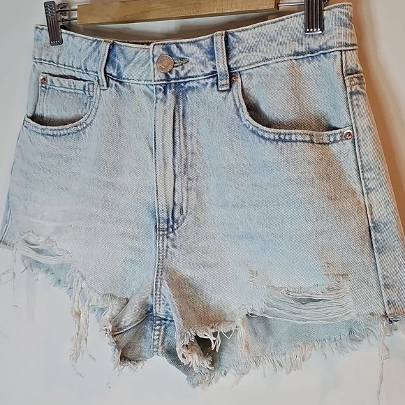 Garage Light Wash Size 7 Jean Shorts - Picture 2 of 7